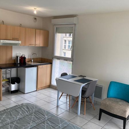 Studio 37 M² Baccarat Apartment Luaran gambar